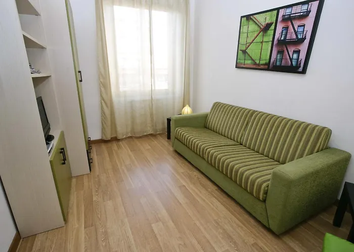 Апартаменты Venice 4 *