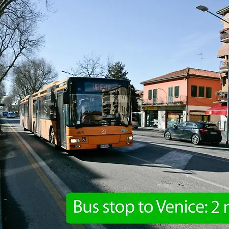 아파트 Venice 4 *